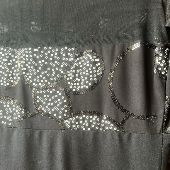 Beautiful stylish top with stones and glitters size small - Picture 6 of 9
